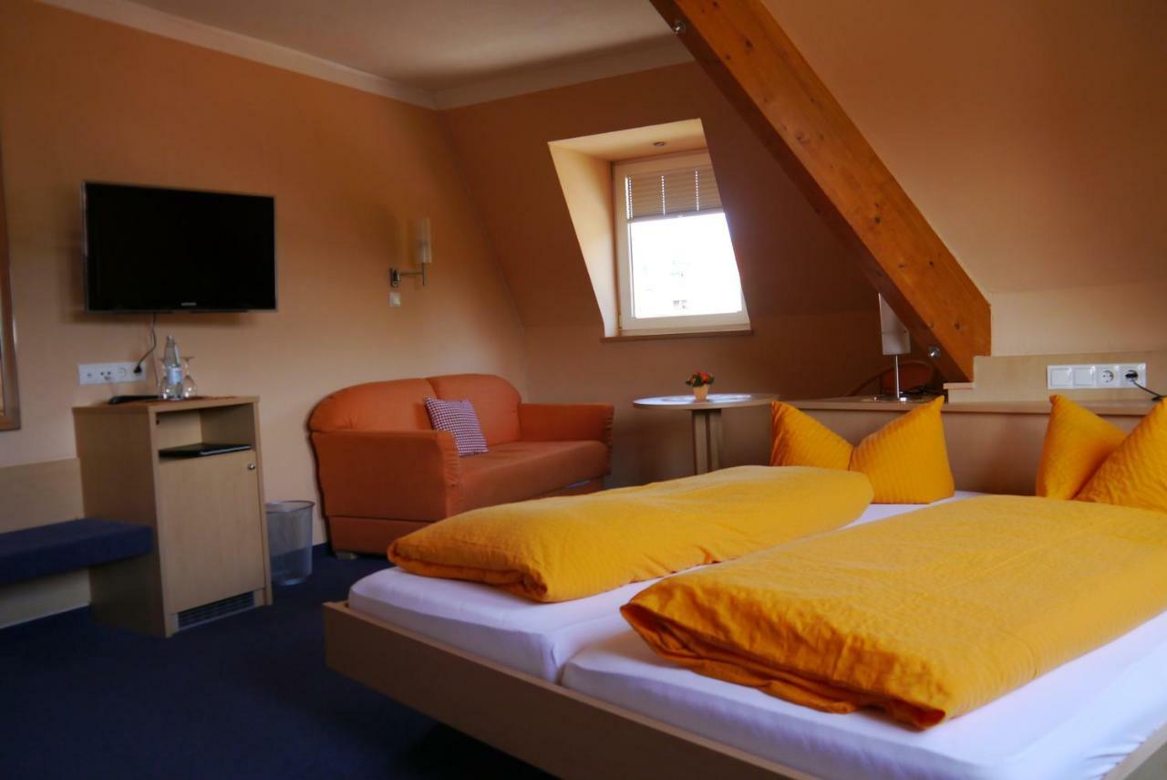 Hotel Linde Pfalz Silz  Eksteriør billede